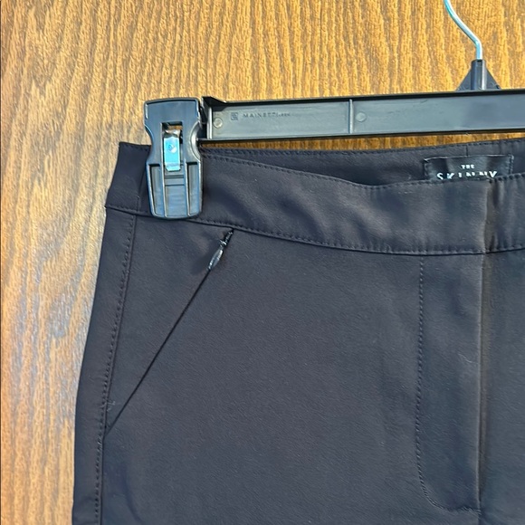 White House Black Market The Skinny Ankle Black Trousers size 4. - Picture 3 of 16